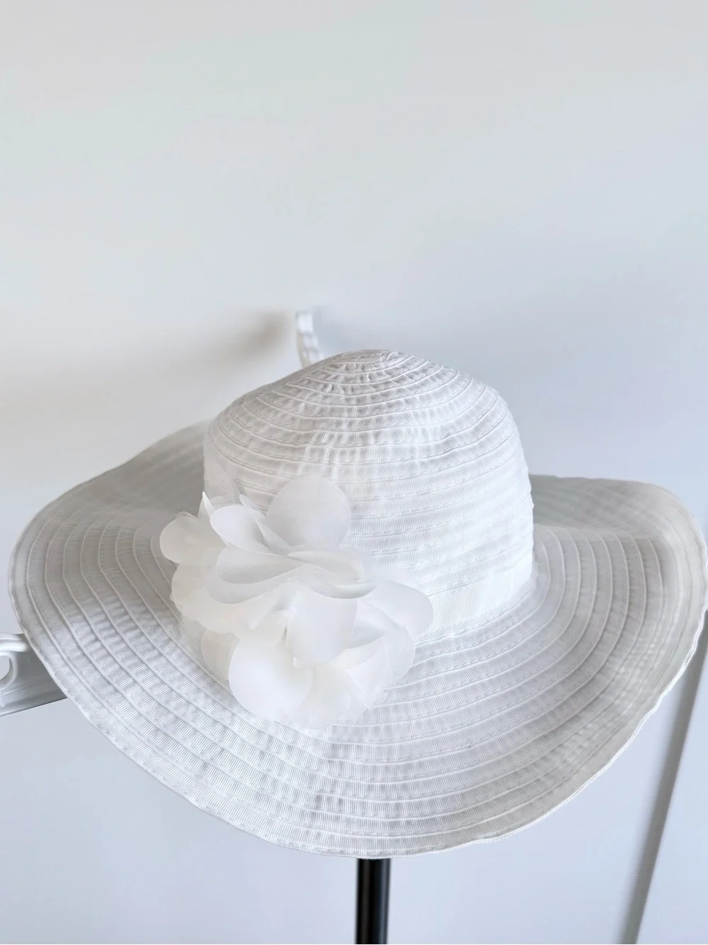 Gymboree Girl 6-8 White Wide-Brim Floral Sun Hat